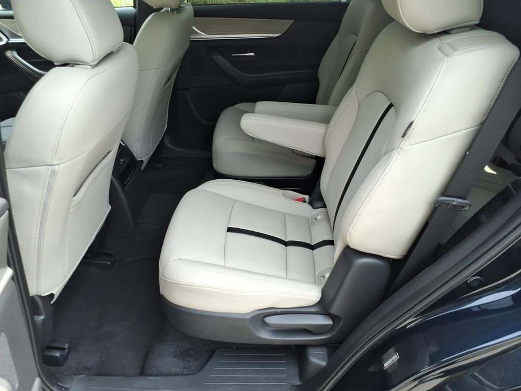 Used 2024 MAZDA CX-90 Plug-In Hybrid w/ Premium Pkg image 21