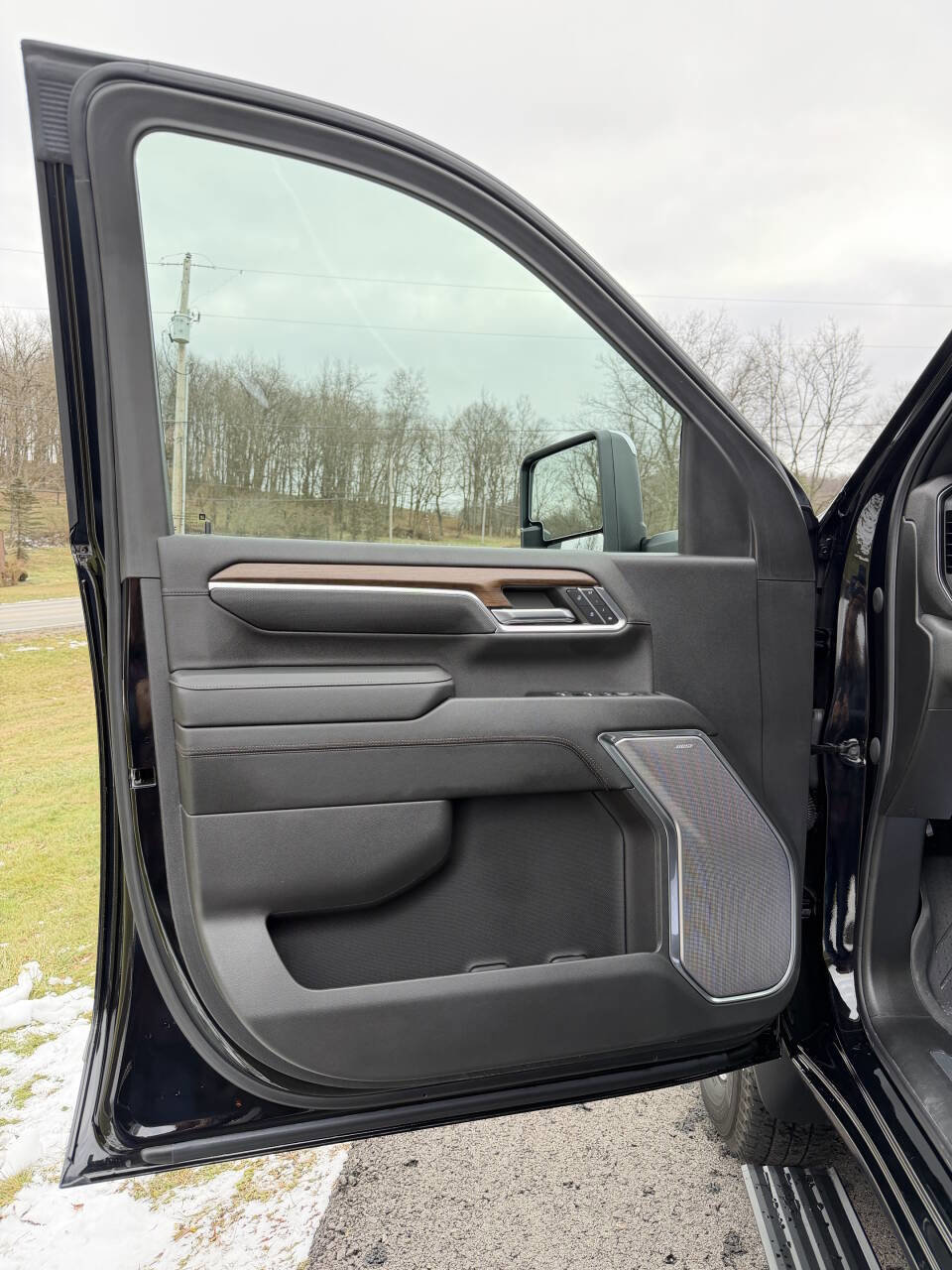 Used 2024 Chevrolet Silverado 3500 High Country w/ High Country Premium Package image 48