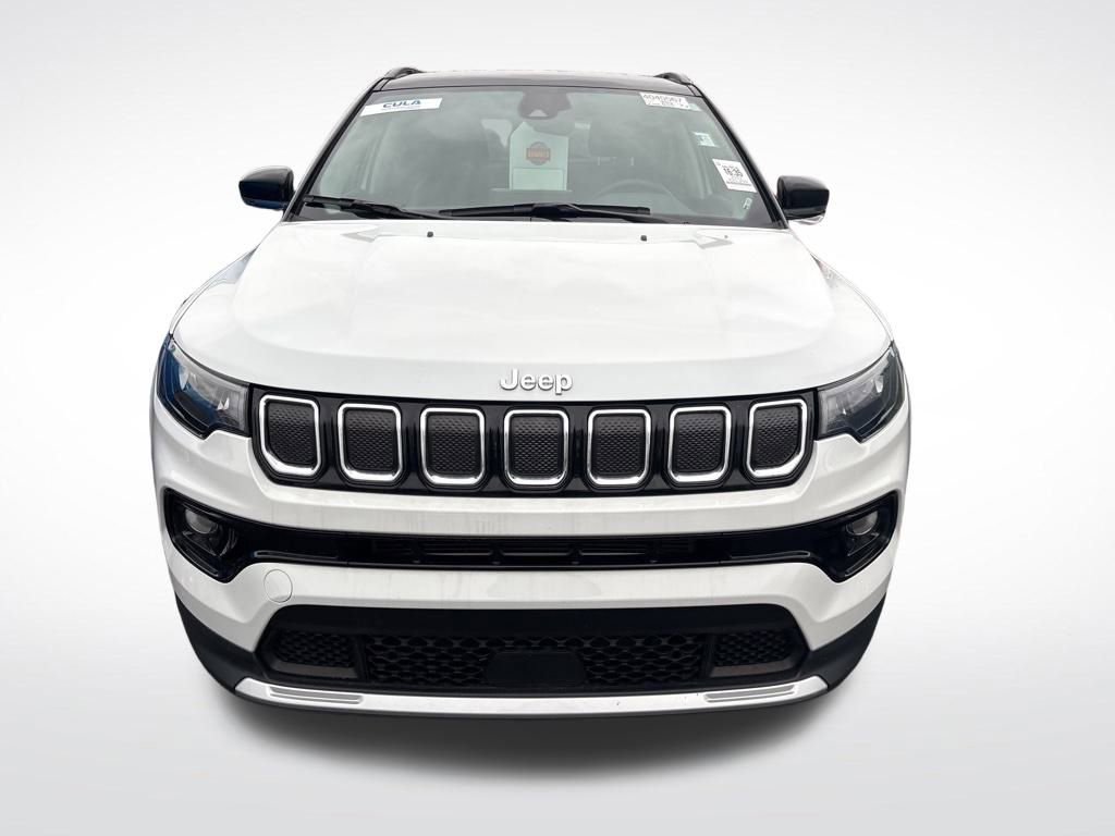 Certified 2022 Jeep Compass Limited image 10