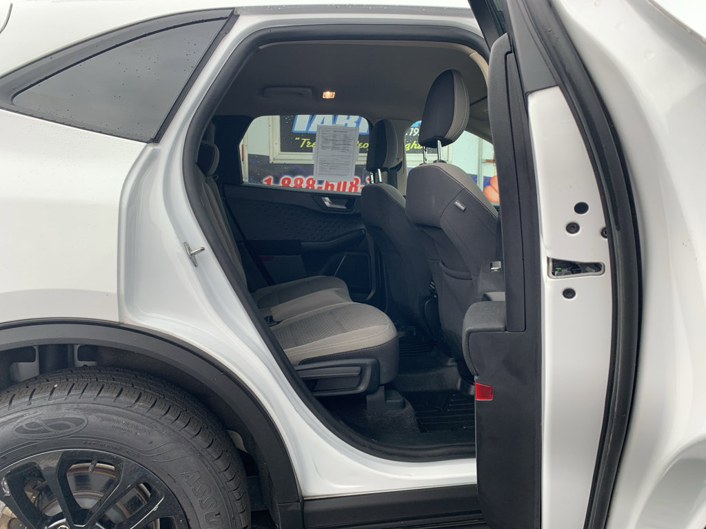 Used 2020 Ford Escape SE Sport image 26
