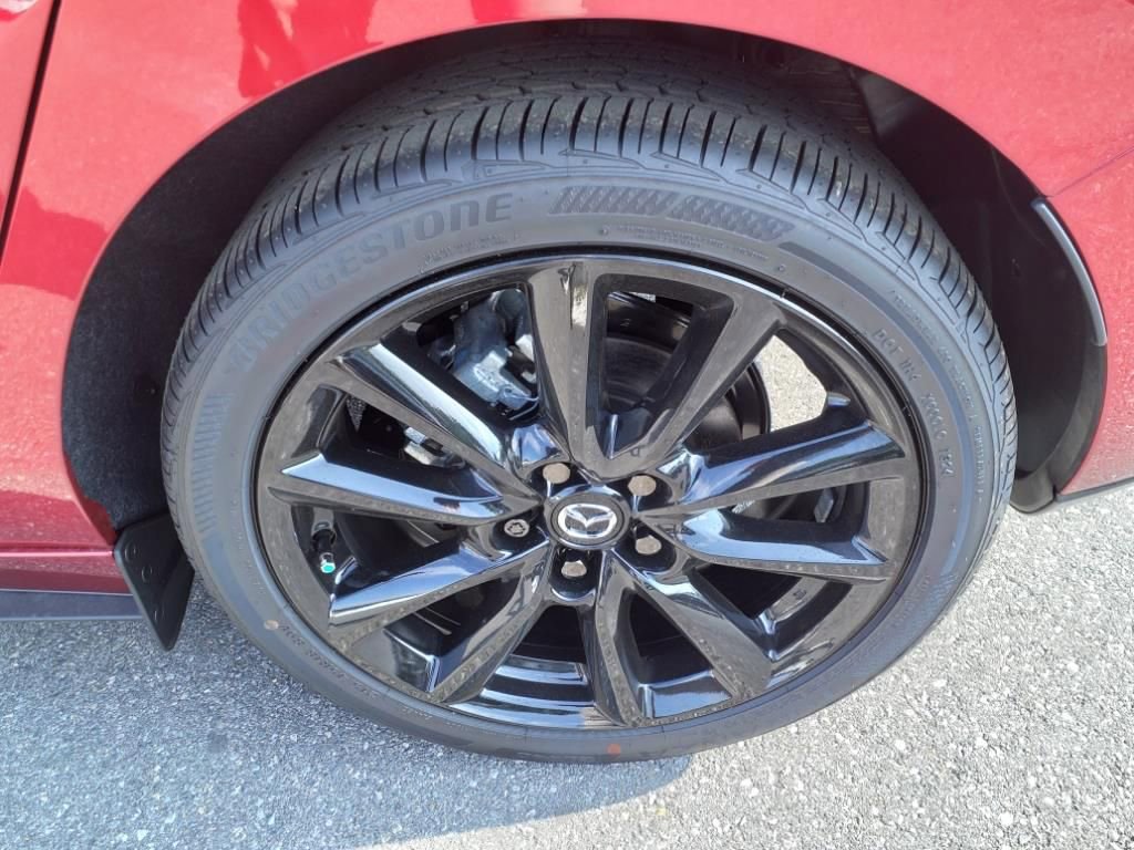 New 2024 MAZDA MAZDA3 Hatchback w/Premium Plus Pkg image 15