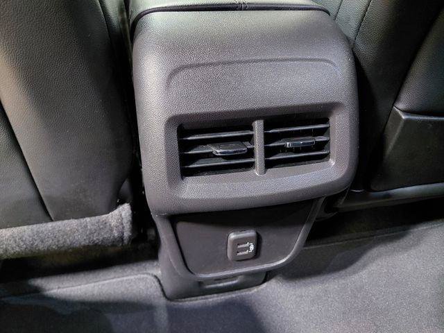 Certified 2024 GMC Terrain SLT AWD/4WD image 39