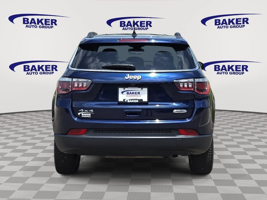 Used 2018 Jeep Compass Latitude w/ Popular Equipment Group AWD/4WD image 6