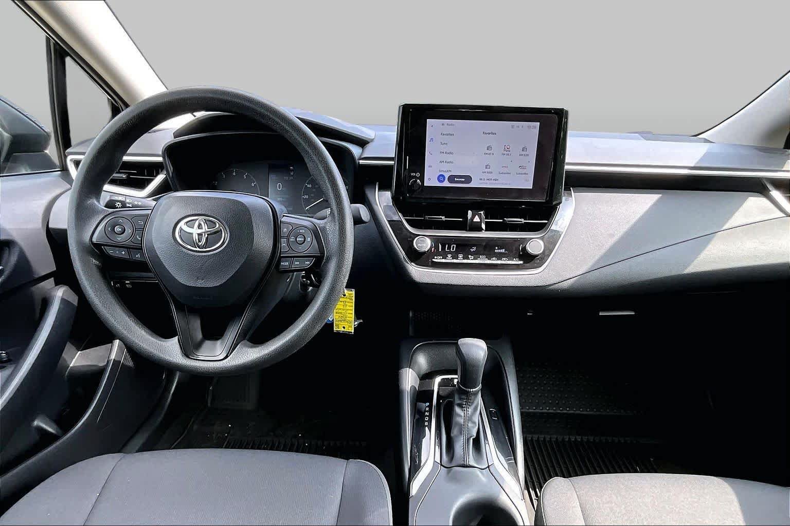 Used 2024 Toyota Corolla LE FWD image 29