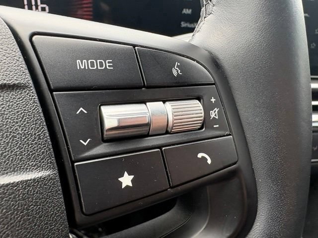 Used 2026 Kia Sportage EX FWD image 35