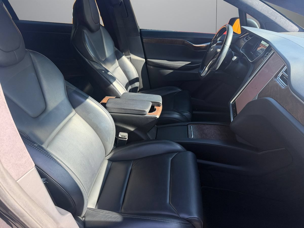 Used 2018 Tesla Model X AWD/4WD image 18