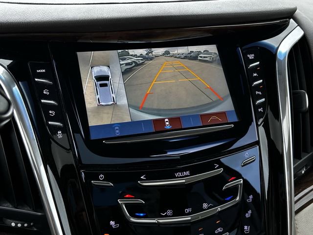 Used 2017 Cadillac Escalade Luxury RWD image 18