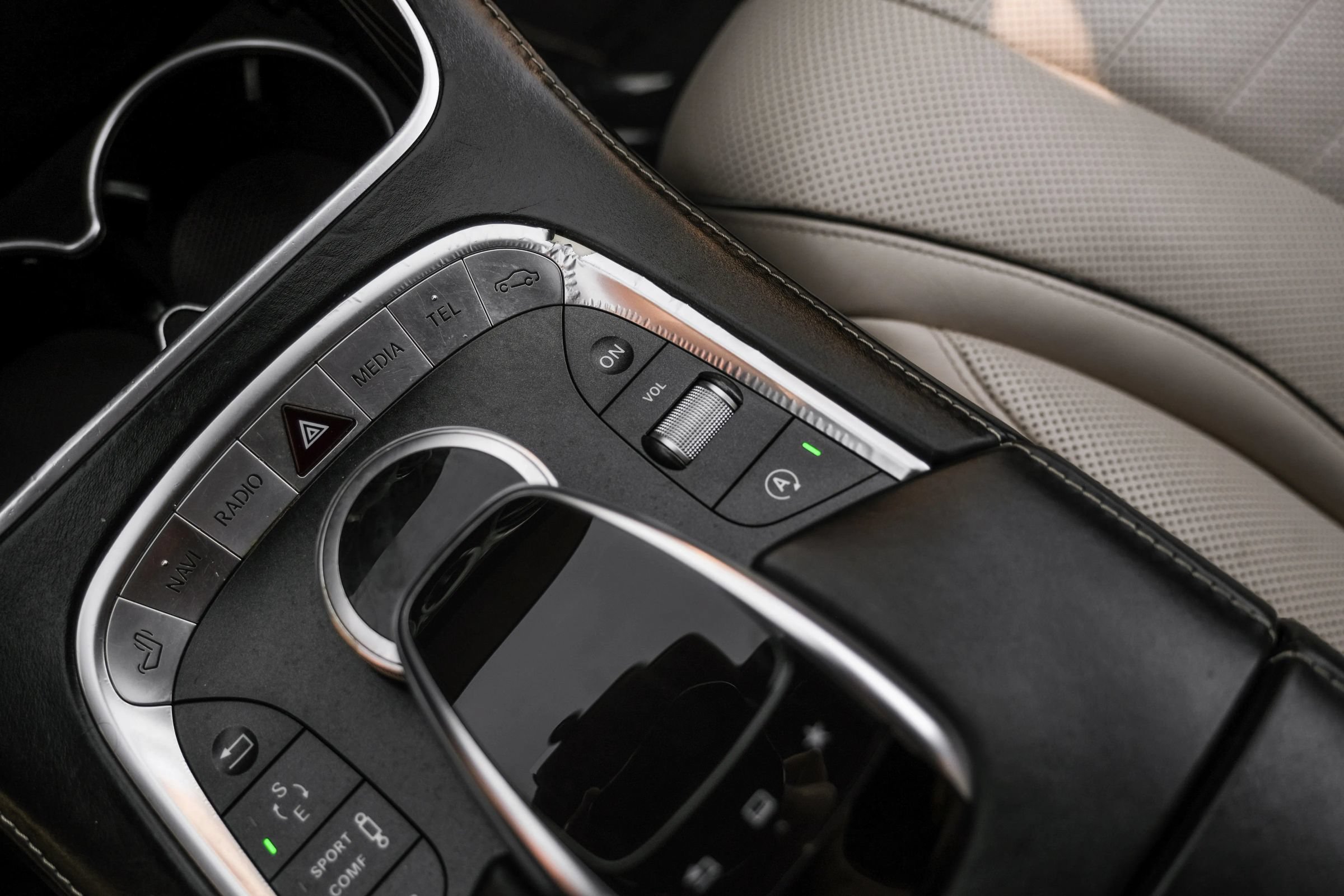 Used 2015 Mercedes-Benz S 550 Sedan image 28