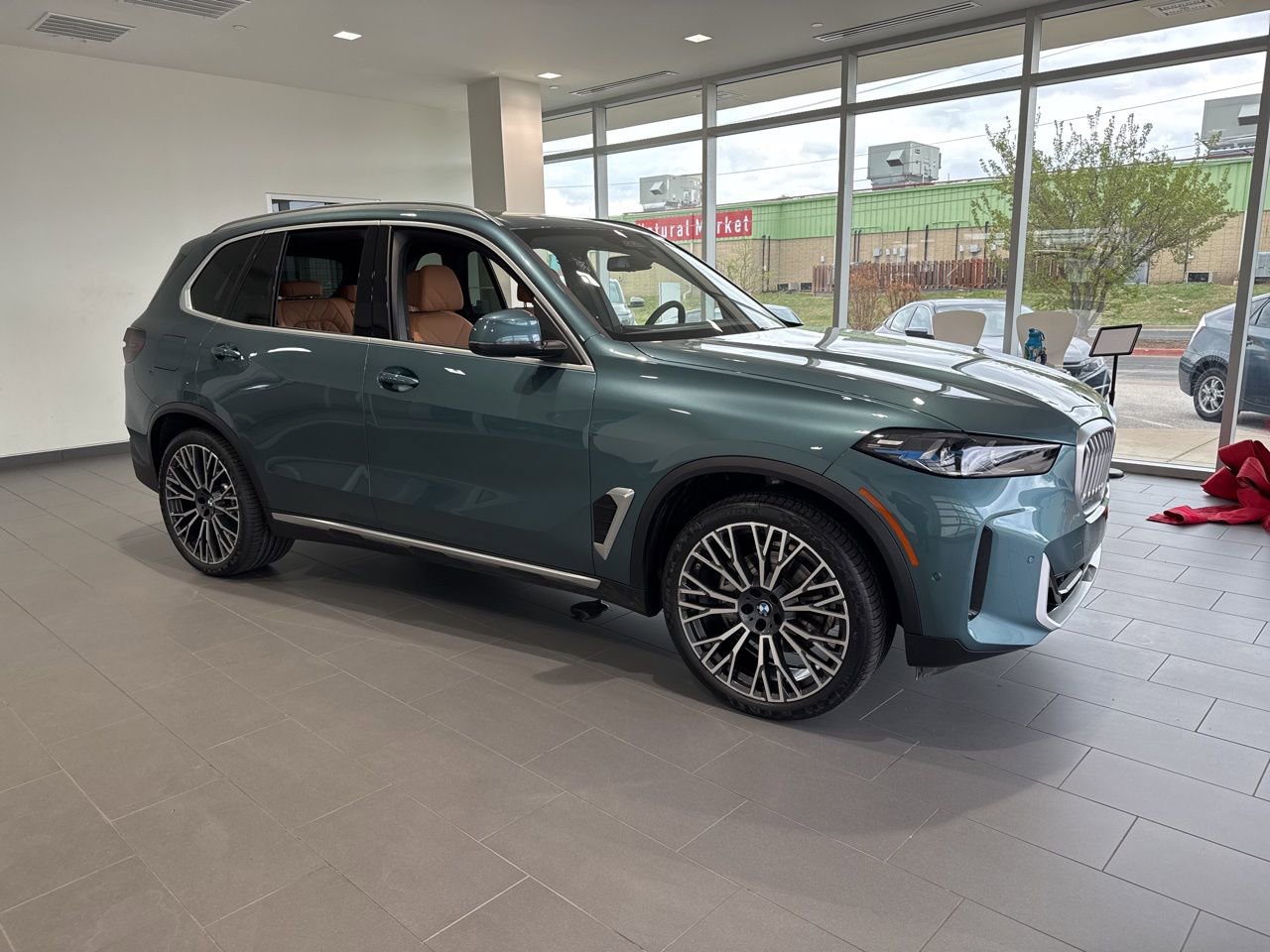 Certified 2025 BMW X5 xDrive40i image 1