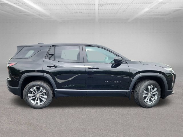 New 2027 Chevrolet Equinox LT w/ Safety and Technology Package FWD image 8