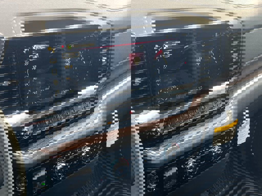 New 2026 GMC Sierra 1500 Elevation image 19