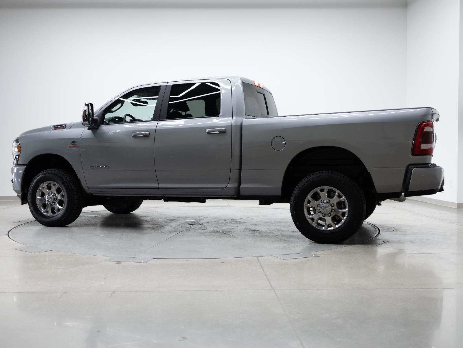 Used 2024 RAM 2500 Laramie image 5