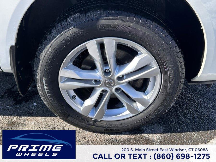 Used 2015 Nissan Rogue S w/ Convenience Package image 24