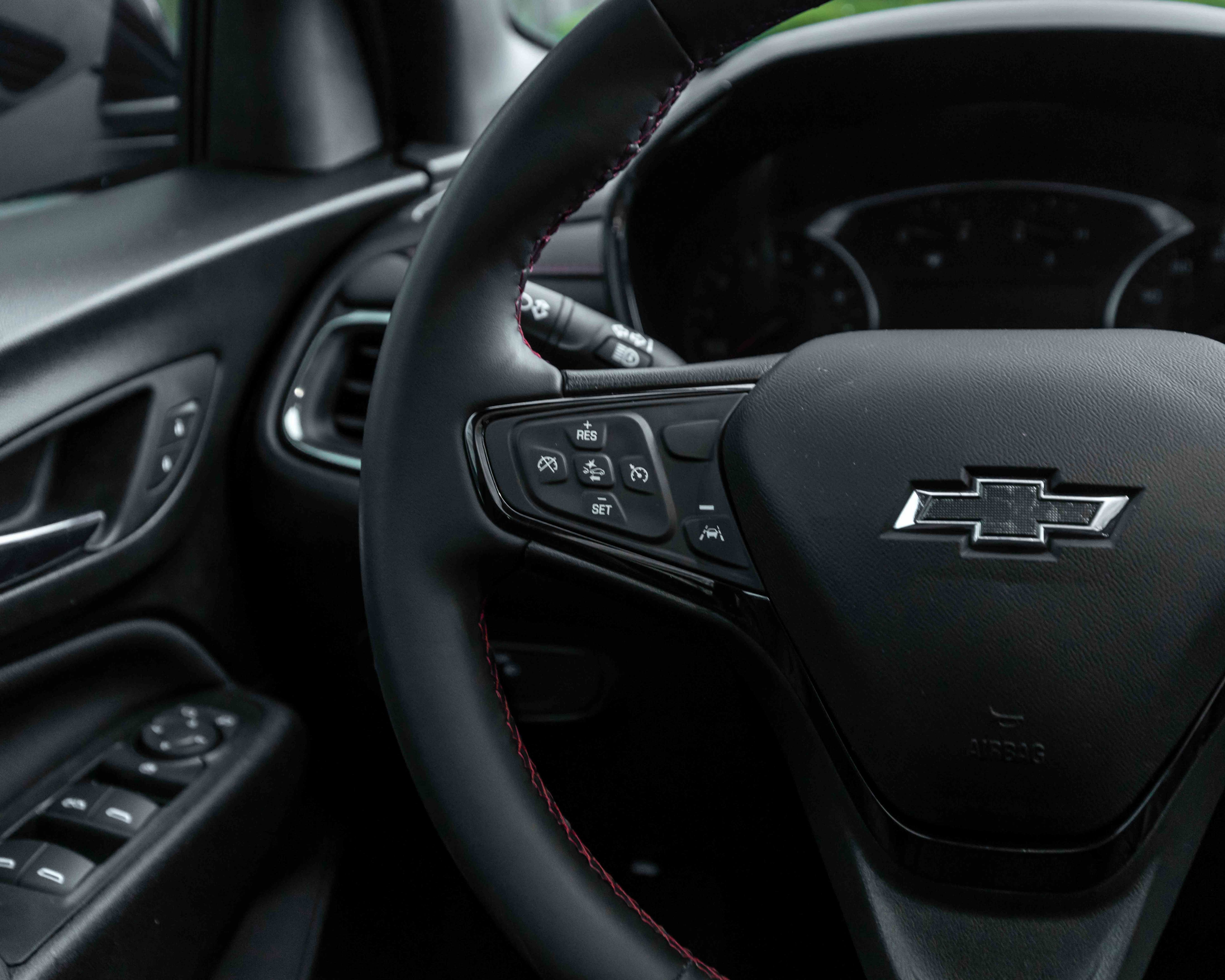 Used 2023 Chevrolet Equinox RS image 65