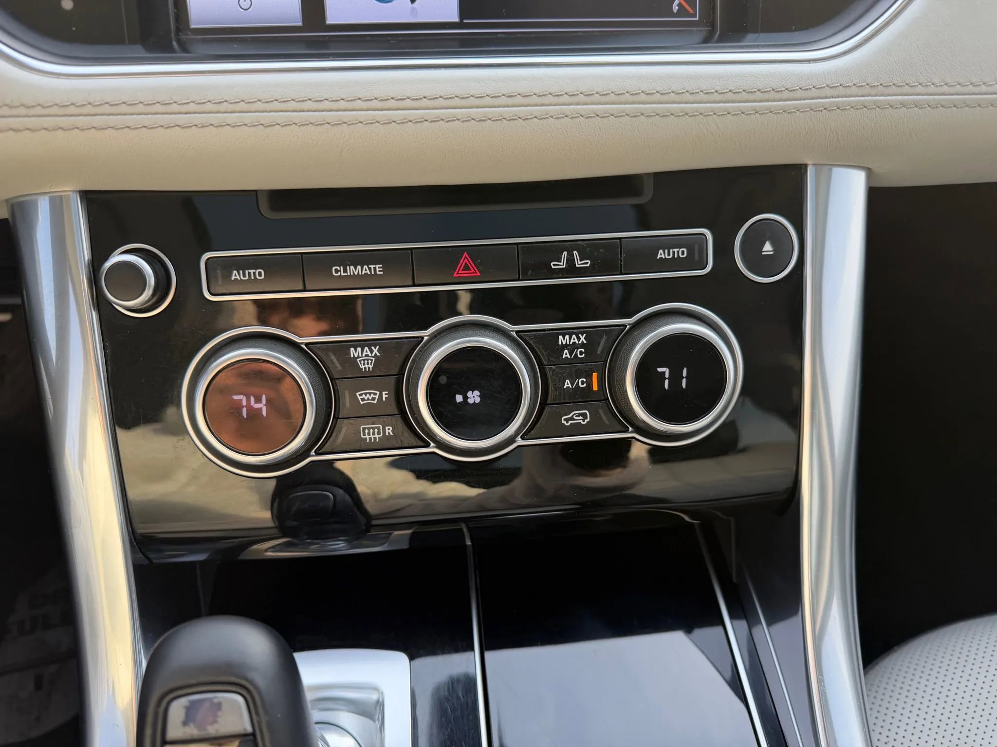 Used 2014 Land Rover Range Rover Sport Autobiography image 17