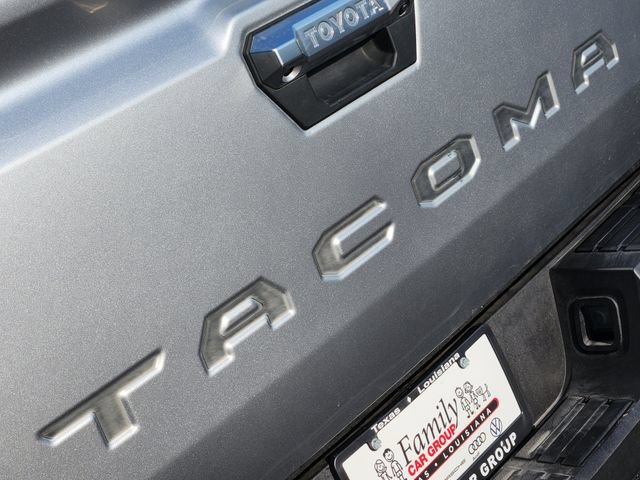 Certified 2025 Toyota Tacoma Limited AWD/4WD image 6