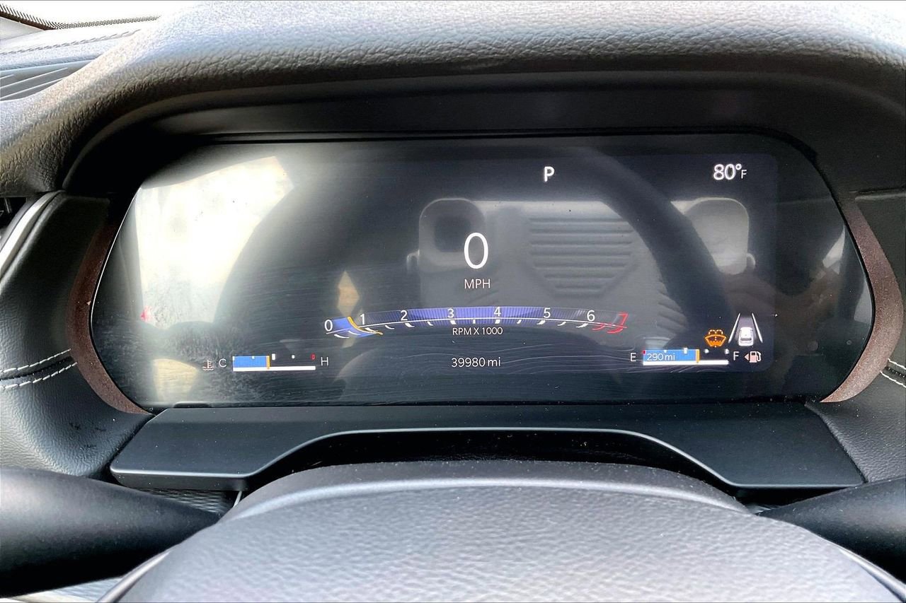 Certified 2025 Jeep Grand Cherokee Altitude image 11