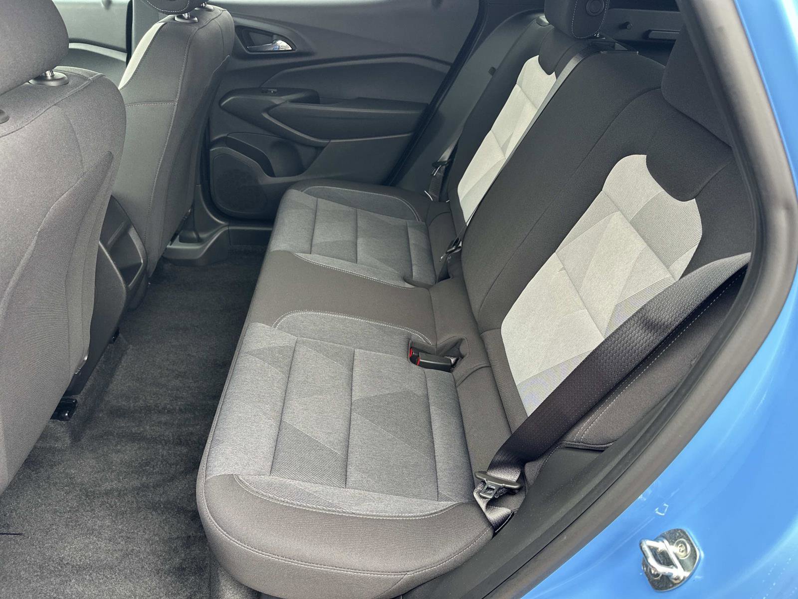 Certified 2024 Chevrolet Trax RS w/ Driver Confidence Package image 11