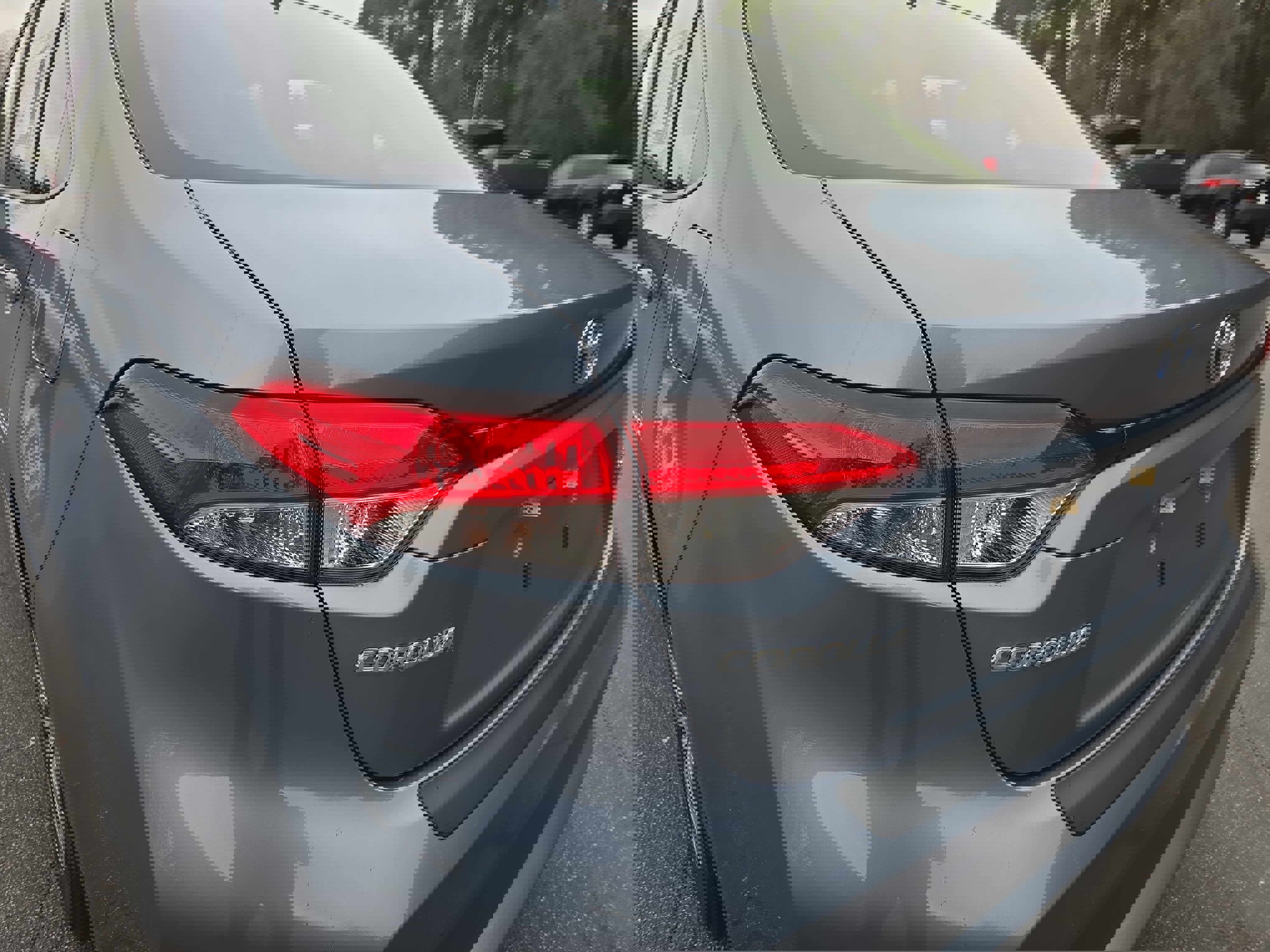 Used 2021 Toyota Corolla LE image 35