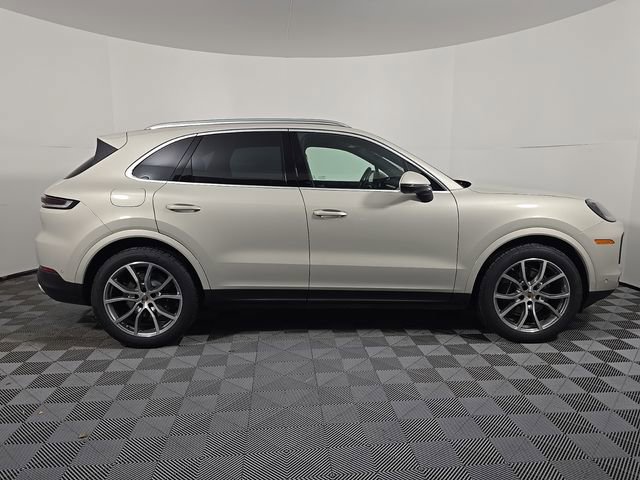 New 2026 Porsche Cayenne image 8