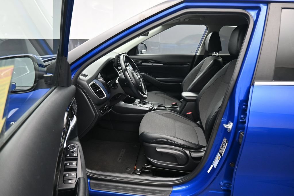 Used 2021 Kia Seltos S AWD/4WD image 11