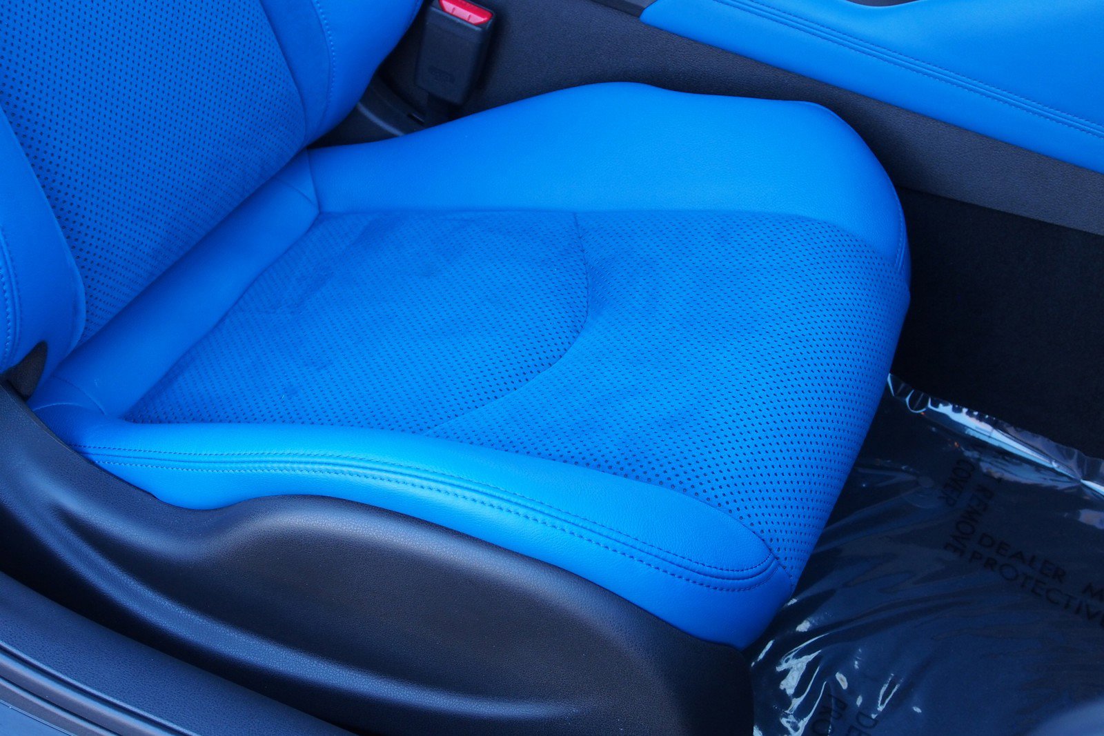 Used 2024 Nissan Z Performance w/ Floor Mat Package image 12