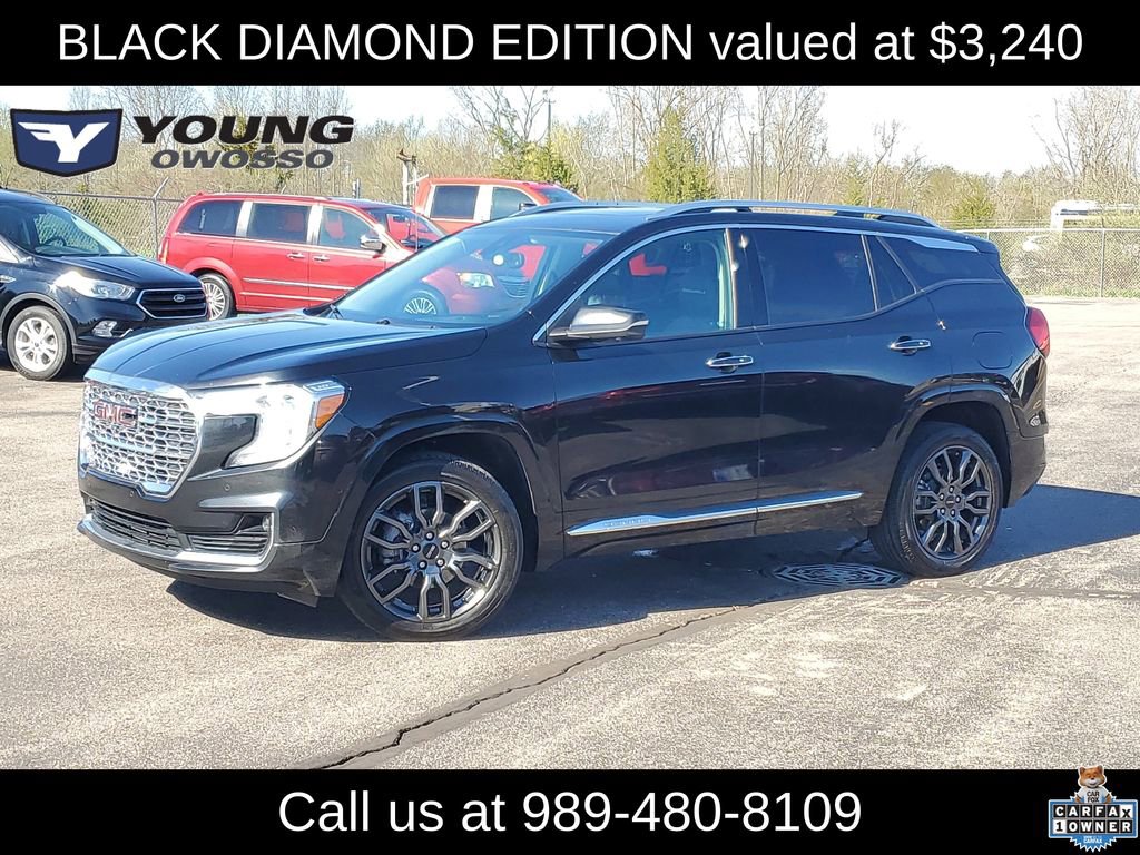 Used 2023 GMC Terrain Denali w/ Black Diamond Edition