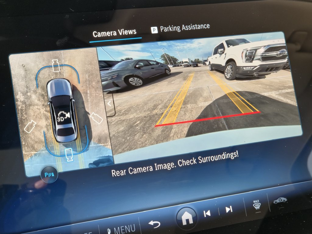 Used 2025 Mercedes-Benz E 350 4MATIC Sedan w/ Winter Package image 18