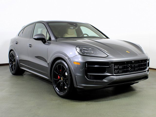 New 2026 Porsche Cayenne GTS image 9