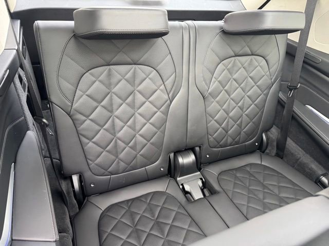 Certified 2026 BMW X7 xDrive40i image 32