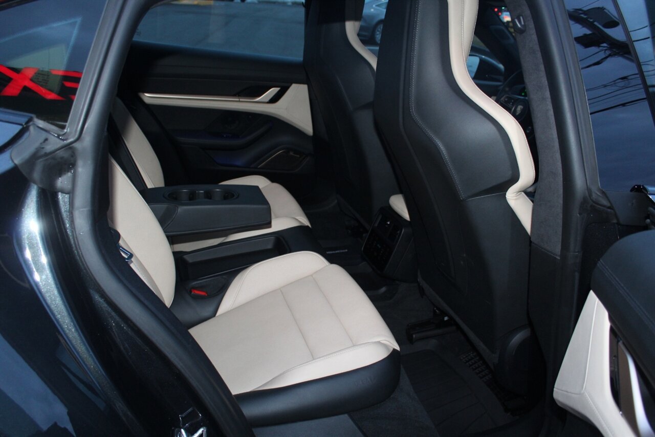 Used 2020 Porsche Taycan Turbo S image 19