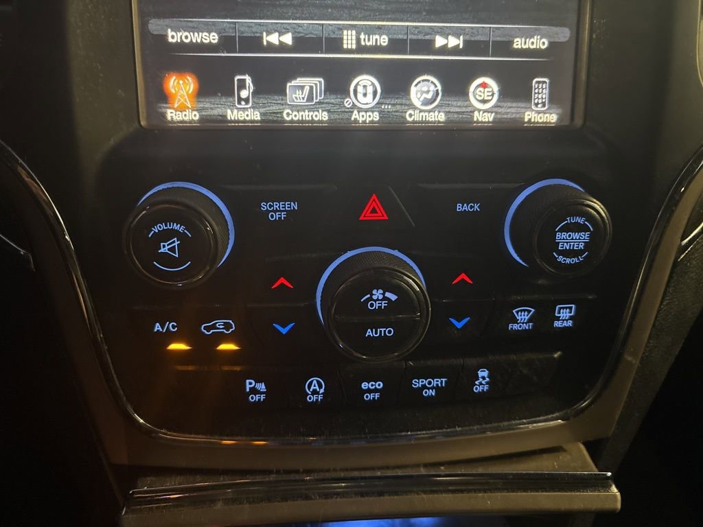 Used 2016 Jeep Grand Cherokee Limited image 16