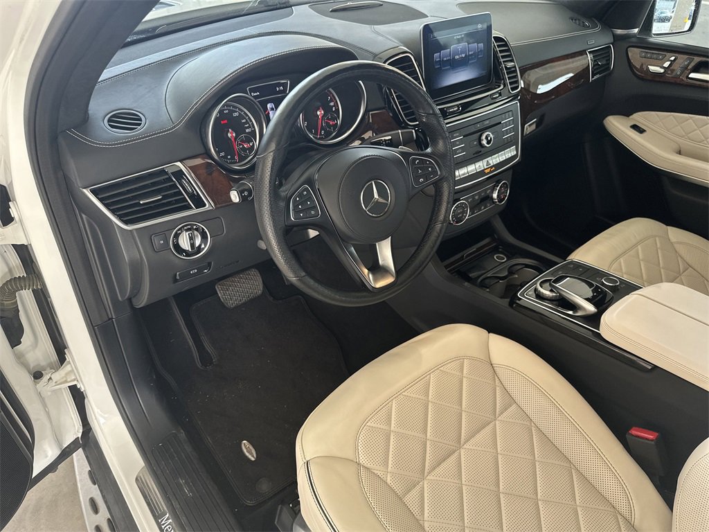 Used 2019 Mercedes-Benz GLS 550 4MATIC image 13