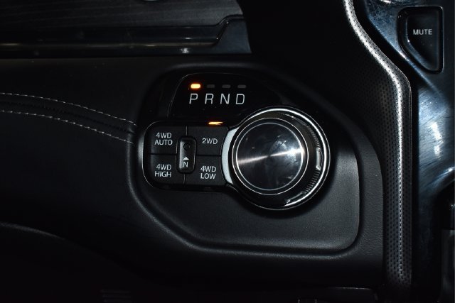 Used 2022 RAM 1500 Limited w/ Body-Colour Bumper Group AWD/4WD image 25