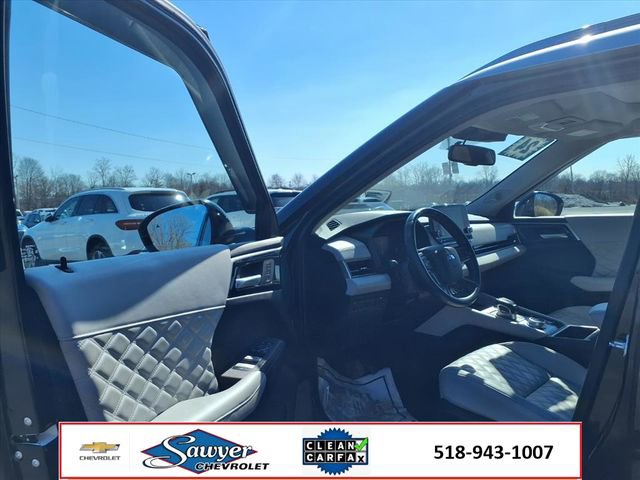 Used 2024 Mitsubishi Outlander SEL image 12