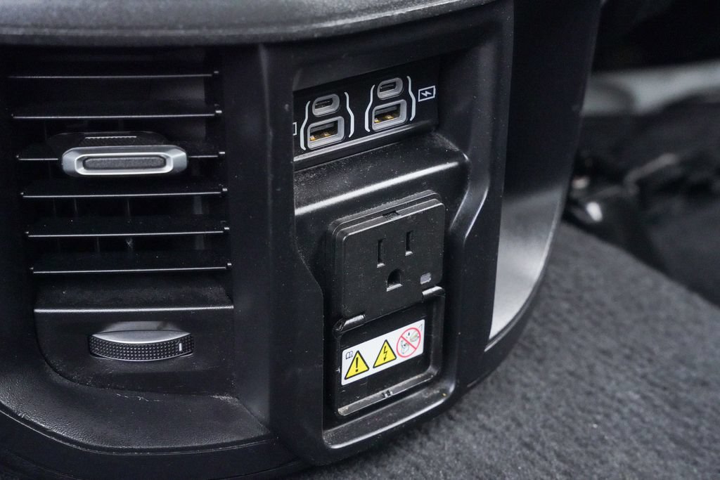 Used 2024 RAM 2500 Laramie w/ Safety Group AWD/4WD image 36