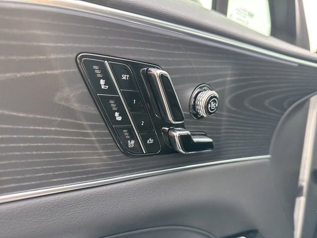 Used 2025 Cadillac Lyriq Luxury w/ LPO, Floor Liner Package image 13