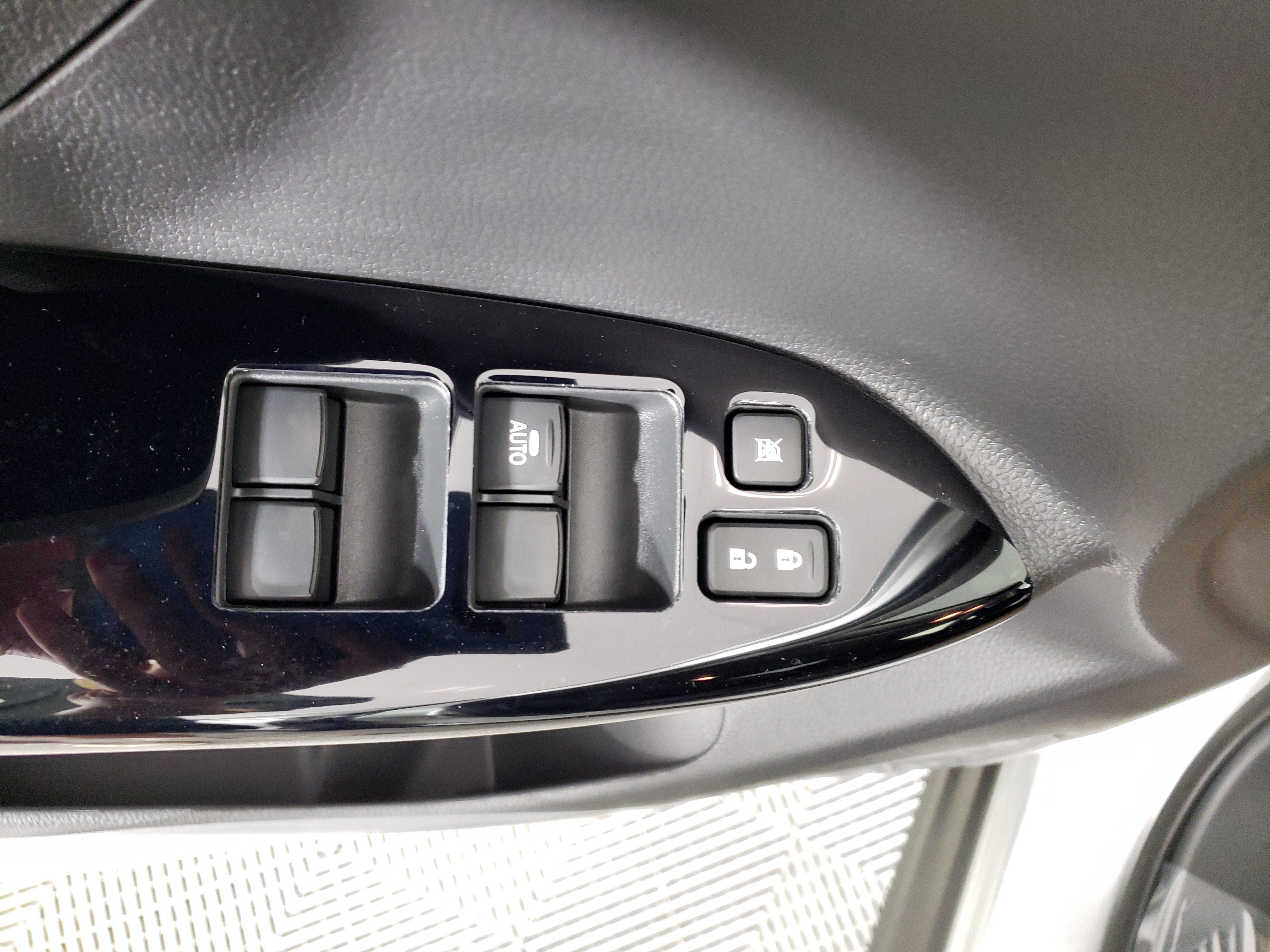 New 2026 Mitsubishi Eclipse Cross LE image 7