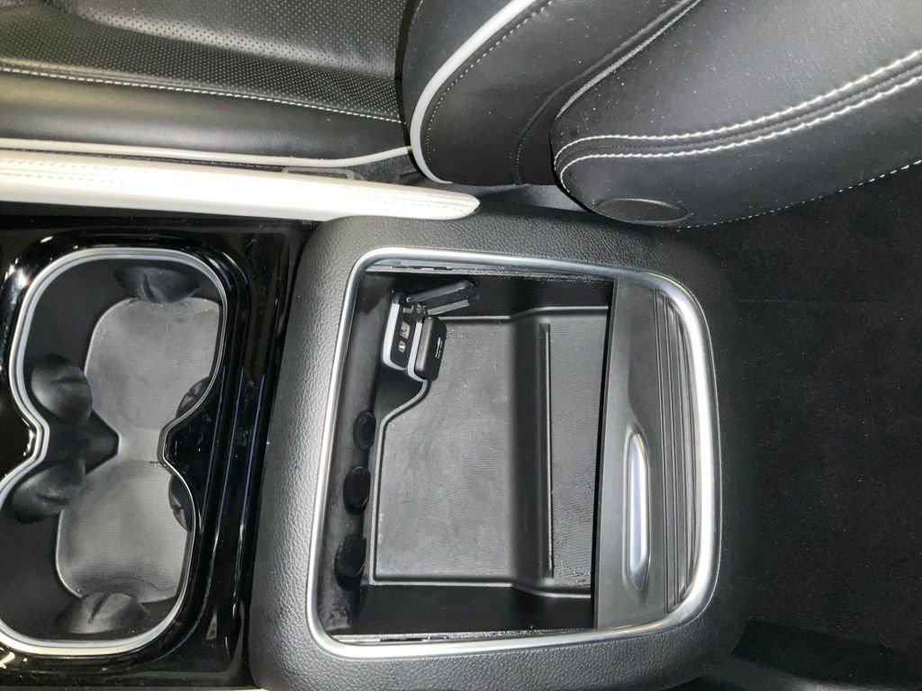 Used 2021 Chrysler Pacifica Limited image 26