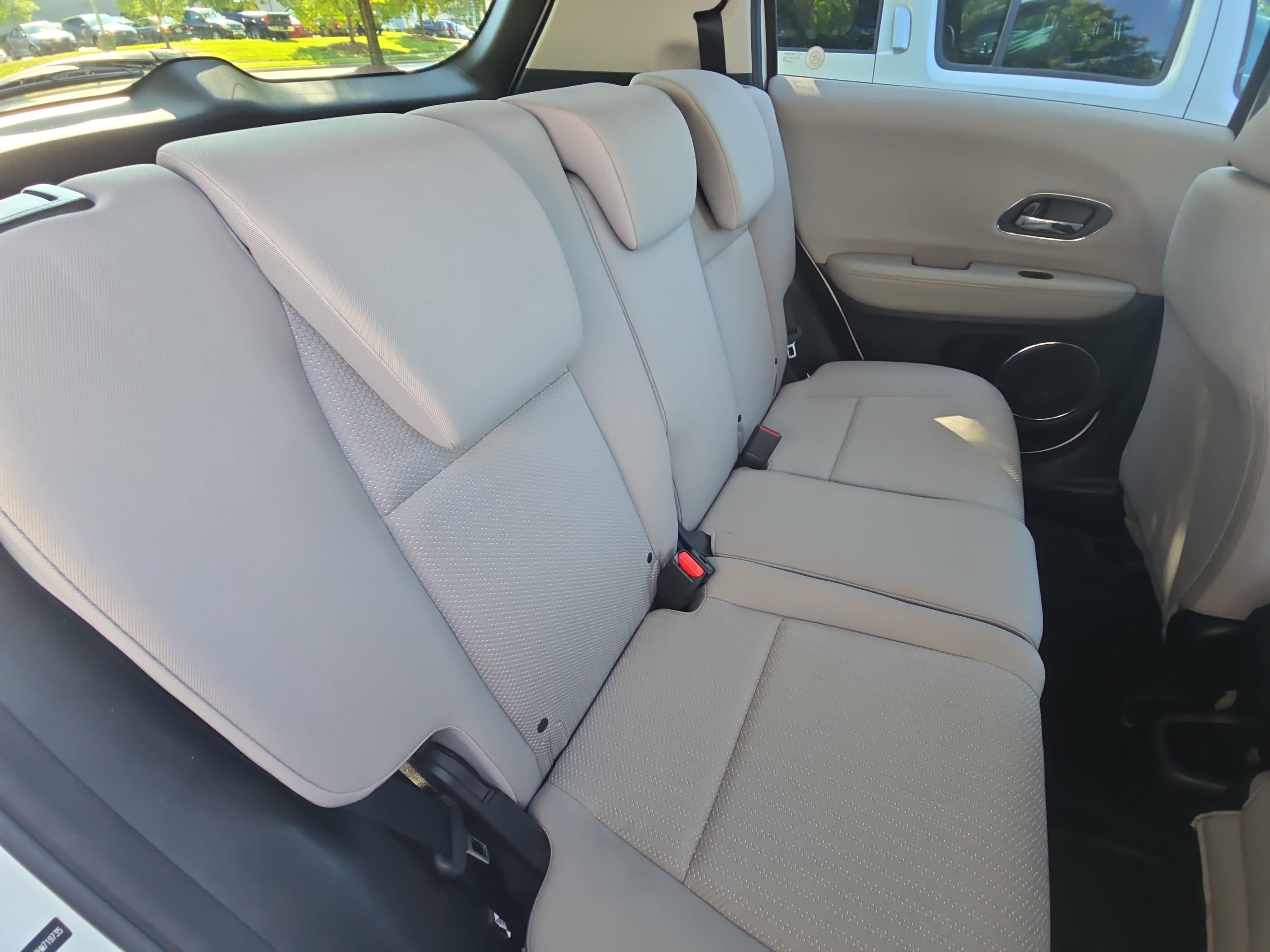Used 2017 Honda HR-V EX image 12