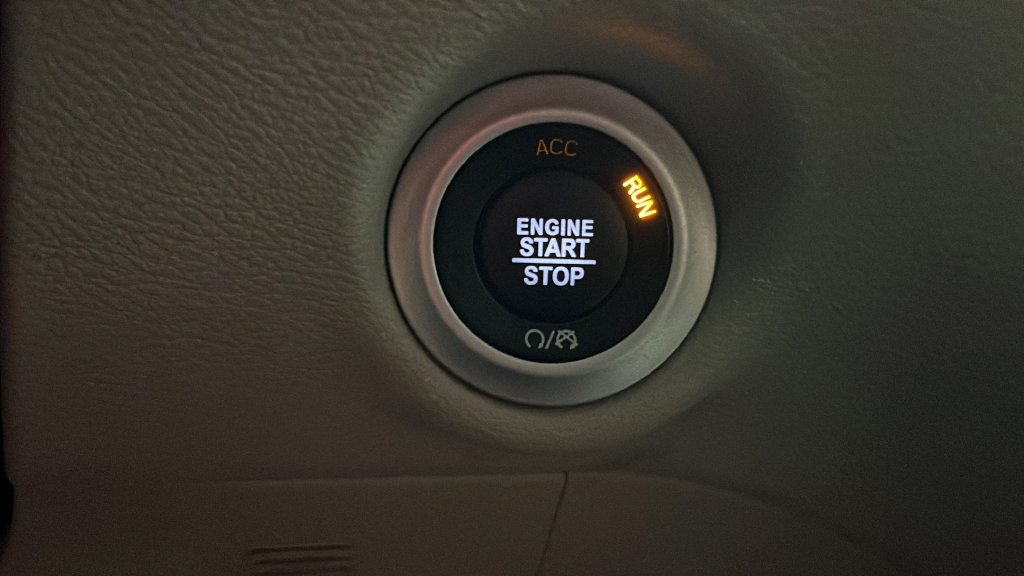 Used 2024 Chrysler Pacifica Touring-L FWD image 21