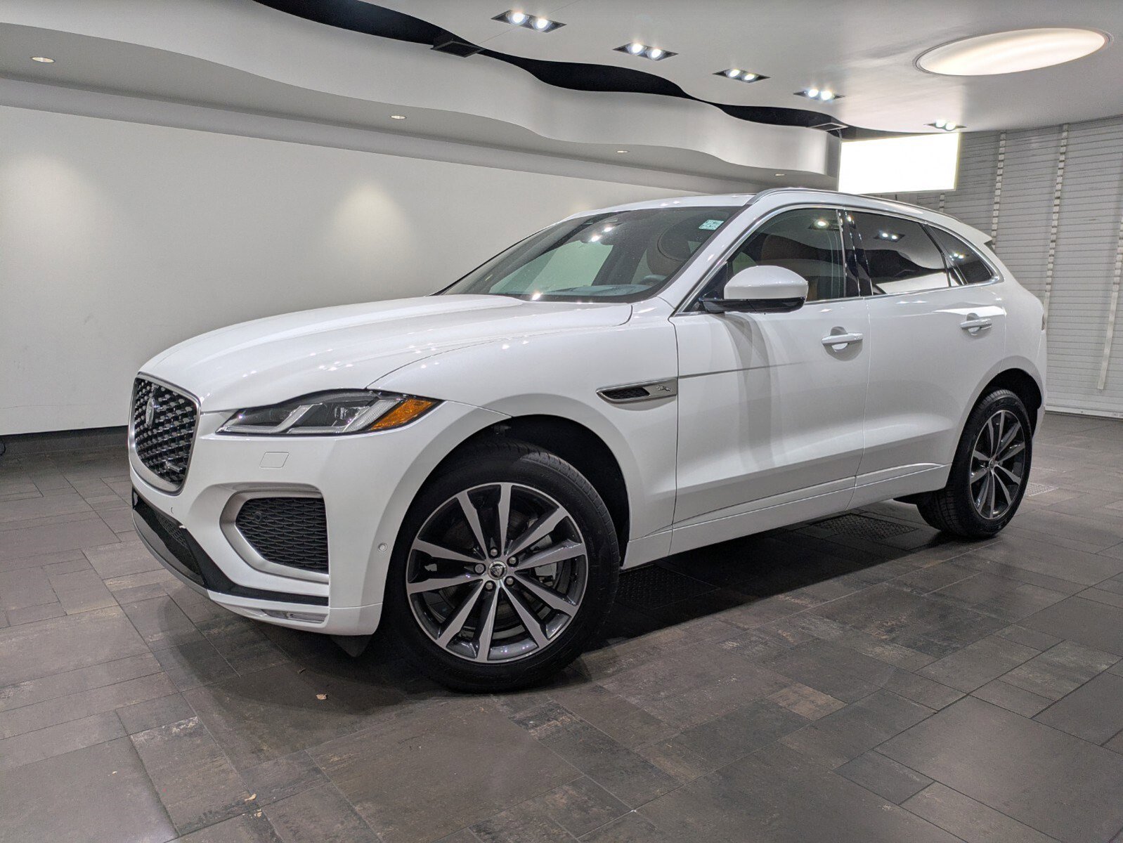 New 2025 Jaguar F-PACE R-Dynamic S