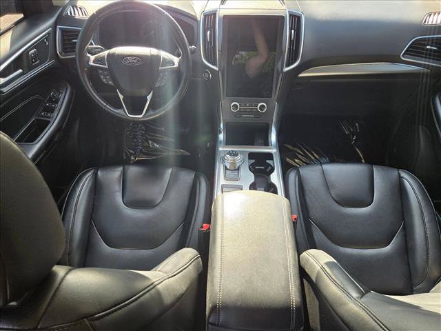 Used 2022 Ford Edge Titanium AWD/4WD image 14