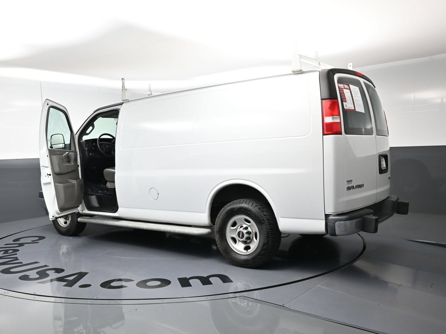 Used 2021 GMC Savana 2500 w/ Driver Convenience Package RWD image 26