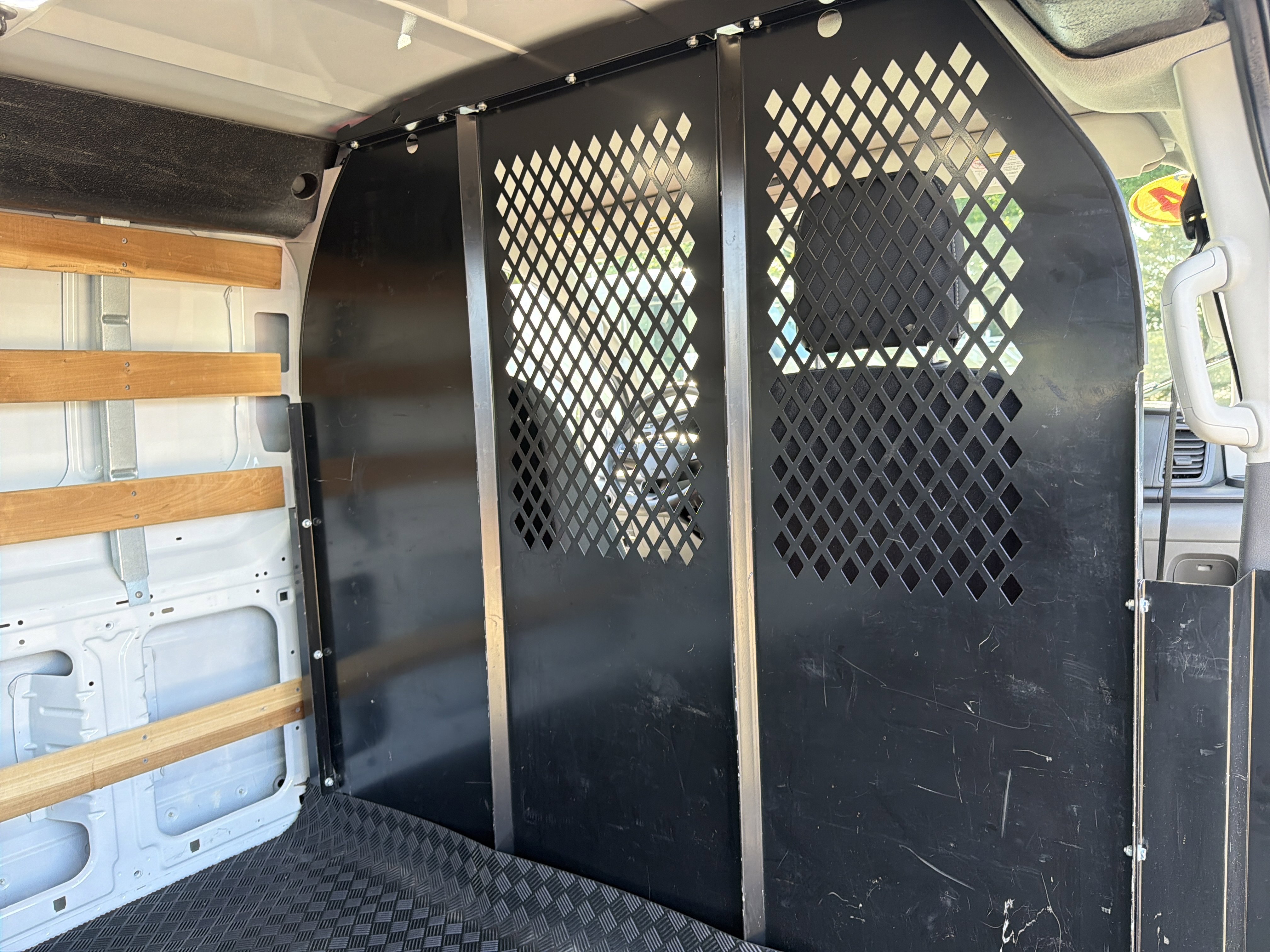 Used 2024 Ford Transit 250 Low Roof w/ Exterior Upgrade Package RWD image 28