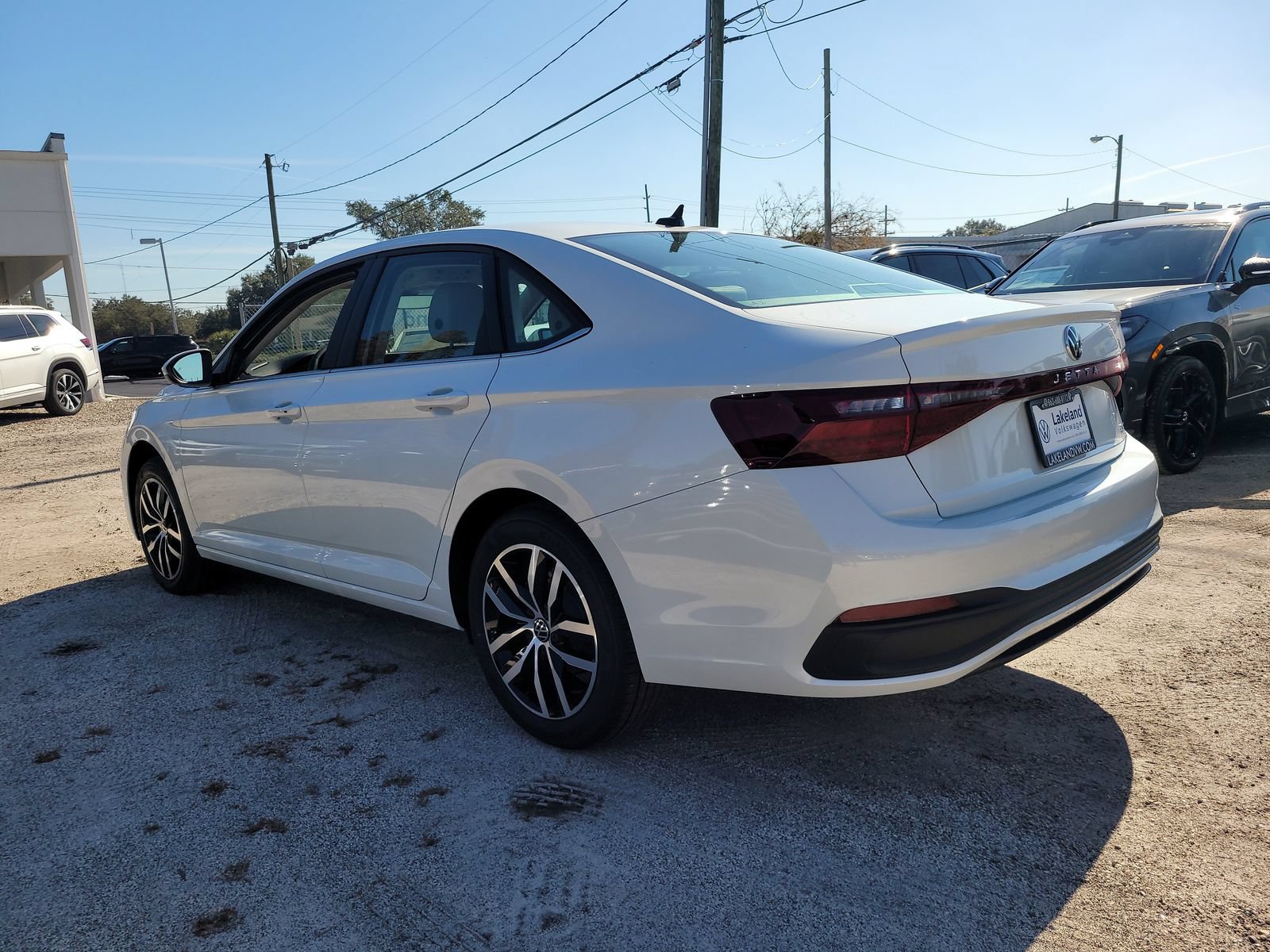 New 2026 Volkswagen Jetta SE FWD image 8