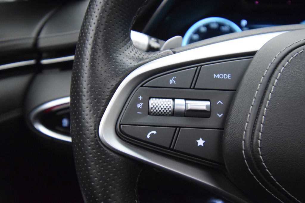 Used 2023 Genesis GV70 3.5T Sport w/ Sport Prestige Package AWD/4WD image 36