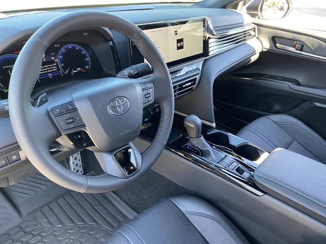 Used 2025 Toyota Camry XSE FWD image 18