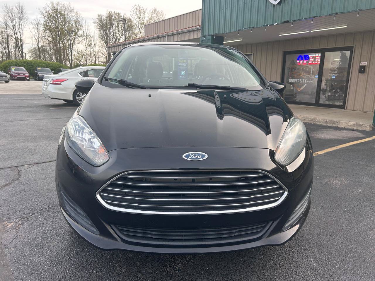 Used 2017 Ford Fiesta SE FWD image 8