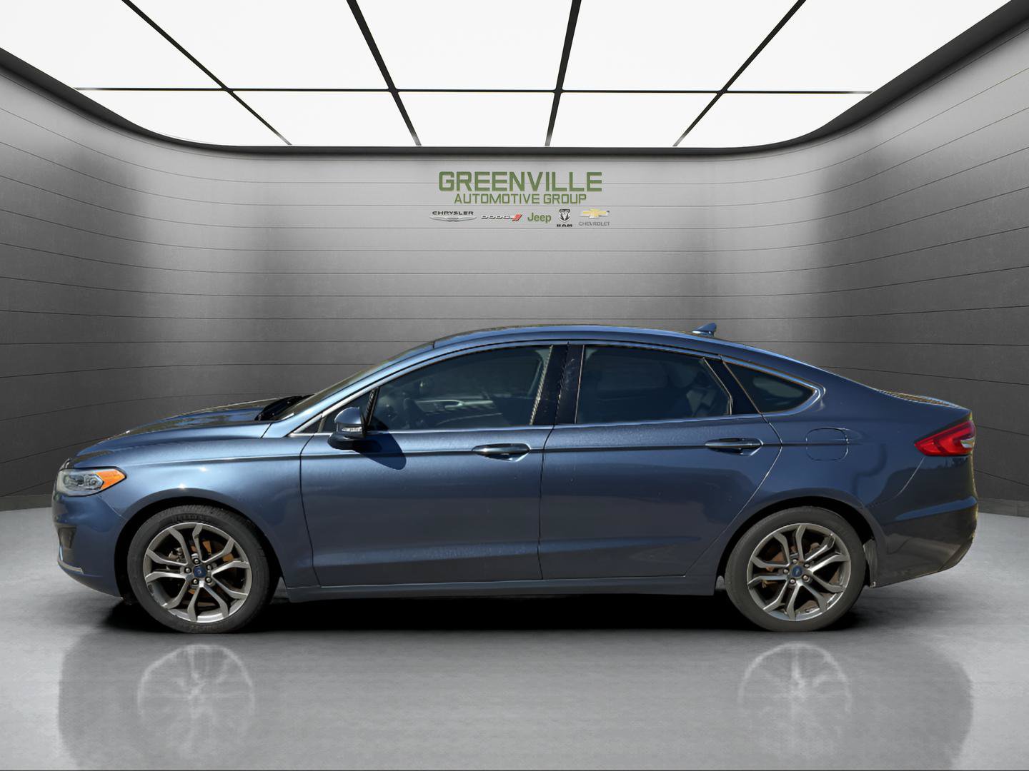 Used 2019 Ford Fusion SEL FWD image 4